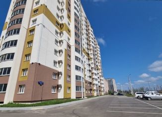 Продам 2-ком. квартиру, 72.8 м2, Благовещенск, Заводская улица, 2