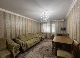 Продам 3-комнатную квартиру, 60 м2, Дагестан, улица Ирчи Казака, 11А