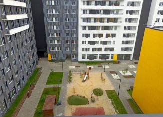 Продажа квартиры студии, 26 м2, Екатеринбург, метро Чкаловская, улица Академика Ландау, 45