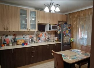 Продам 3-комнатную квартиру, 65 м2, Краснодарский край, улица имени Туполева А.Н., 3