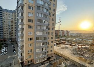 Продается 1-ком. квартира, 50 м2, Дагестан, Молодёжная улица, 6к1