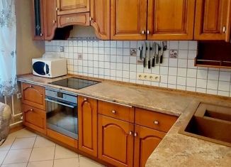 Сдам в аренду 3-комнатную квартиру, 78 м2, Москва, Прибрежный проезд, 4, Прибрежный проезд