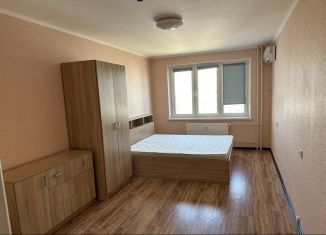 Сдается в аренду 2-комнатная квартира, 65 м2, Краснодар, улица имени Николая Семеновича Котлярова, 20, микрорайон Московский