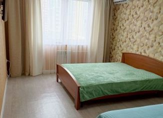 Сдам 1-ком. квартиру, 40 м2, Оренбургская область, улица Поляничко, 7