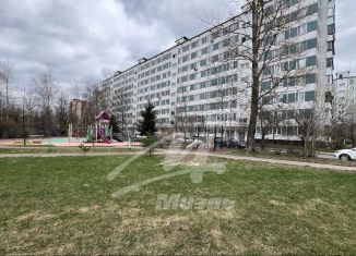 Продается трехкомнатная квартира, 58.4 м2, дачный посёлок Кокошкино, улица Дзержинского, 1