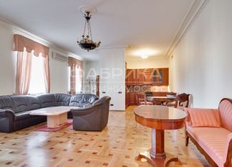 Сдам 2-ком. квартиру, 100 м2, Санкт-Петербург, Фурштатская улица, 62/9, метро Площадь Восстания