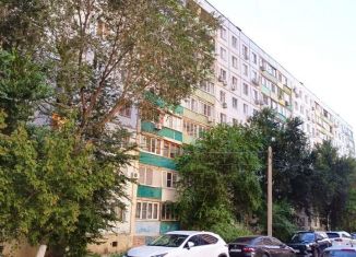 Продается 2-комнатная квартира, 45 м2, Астрахань, улица Космонавтов, 2, Советский район