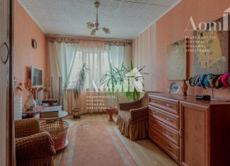 Продаю 4-ком. квартиру, 97 м2, Санкт-Петербург, метро Проспект Большевиков, проспект Энтузиастов, 51к2