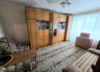 Продам 3-комнатную квартиру, 57 м2, Кемеровская область, улица Гагарина, 26