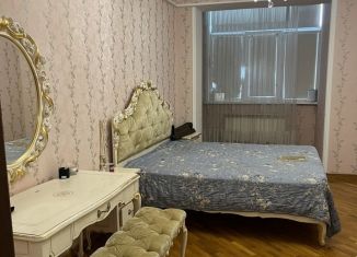 2-ком. квартира в аренду, 95 м2, Махачкала, улица Хаджи Булача, 7