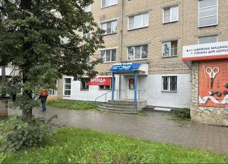 Продаю торговую площадь, 124 м2, Копейск, проспект Победы, 15