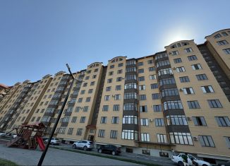 Продается 1-комнатная квартира, 48 м2, Хасавюрт, улица Султанова, 194