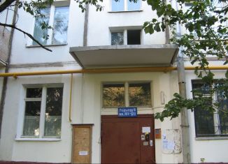 Продаю 3-ком. квартиру, 56 м2, Москва, Керченская улица, 10к4