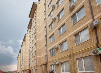 Продам 1-ком. квартиру, 34.1 м2, посёлок городского типа Яблоновский, Шоссейная улица, 70/1к4