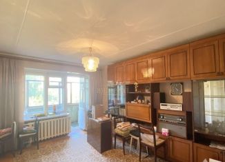 Продам 2-ком. квартиру, 55 м2, Йошкар-Ола, Красноармейская улица, 50