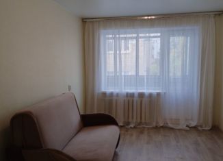 Сдам в аренду двухкомнатную квартиру, 40 м2, Грязи, улица 8 Марта, 21