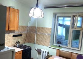 Сдается 2-комнатная квартира, 50 м2, рабочий посёлок Шексна, Социалистическая улица, 11