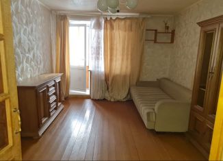 Трехкомнатная квартира в аренду, 60 м2, Екатеринбург, улица Многостаночников, 22