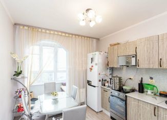 Продажа 2-комнатной квартиры, 53 м2, Тюмень, улица Александра Протозанова, 18к1