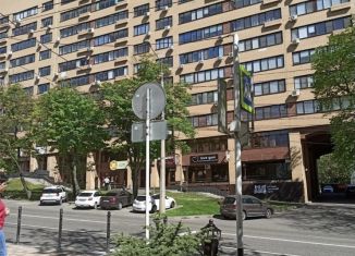 Продается 3-ком. квартира, 105 м2, Ставрополь, улица Мира, 285, микрорайон № 6