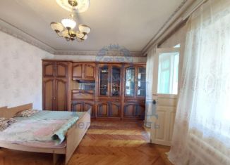 Продажа 4-ком. квартиры, 87 м2, Батайск, улица Калинина, 127Б