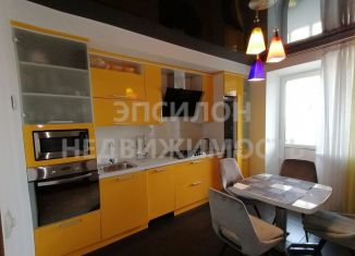 Продажа 2-комнатной квартиры, 67 м2, Курск, улица Каширцева, 4