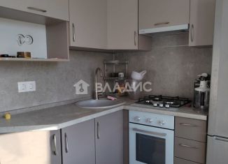 Продам 2-ком. квартиру, 44 м2, Москва, Днепропетровская улица, 3к4