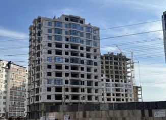 Продаю 3-ком. квартиру, 95 м2, Дагестан, Кавказская улица, 16