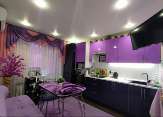 Продам 2-ком. квартиру, 53 м2, Озёры, микрорайон 1А, 3