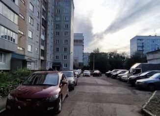 Продается 4-комнатная квартира, 80 м2, Новокузнецк, улица Косыгина, 43