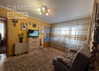 Продажа трехкомнатной квартиры, 48.6 м2, Бийск, Ударная улица, 83