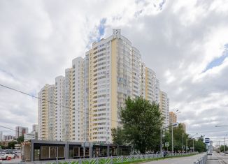 Продам 1-ком. квартиру, 37.2 м2, Екатеринбург, метро Ботаническая, улица 8 Марта, 167