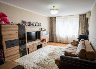 Продажа 3-ком. квартиры, 91 м2, Краснодарский край, Совхозная улица, 18