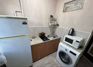 Сдается в аренду трехкомнатная квартира, 64 м2, Кириши, Молодёжный бульвар, 12