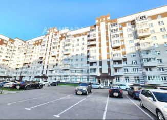 Сдается в аренду 2-комнатная квартира, 68 м2, Вологда, улица Возрождения, 86, микрорайон Южный