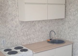 Продам 1-комнатную квартиру, 36 м2, Курск, проспект Анатолия Дериглазова, 56