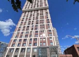 Сдам трехкомнатную квартиру, 80 м2, Екатеринбург, улица Цвиллинга, 7А