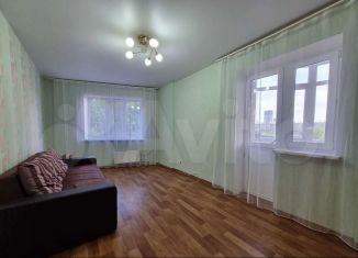 Сдача в аренду 2-ком. квартиры, 63 м2, Казань, улица Габдуллы Кариева, 8