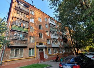 2-комнатная квартира на продажу, 43 м2, Москва, улица Плющева, 16