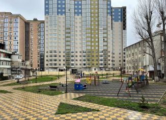 Продается двухкомнатная квартира, 65.7 м2, Махачкала