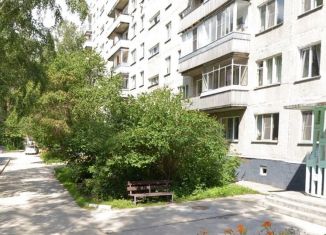 Сдается двухкомнатная квартира, 47 м2, Новосибирск, улица Терешковой, 10