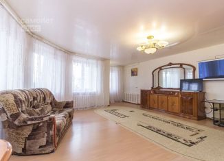 Продаю 2-ком. квартиру, 135 м2, Республика Башкортостан, Российская улица, 94/3