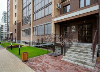 Продам 3-комнатную квартиру, 102.4 м2, Тюмень, улица Тимофея Кармацкого, 7к1