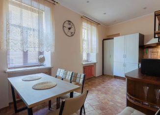 Сдаю 4-ком. квартиру, 147.5 м2, Санкт-Петербург, Кронверкская улица, 29/37Б, муниципальный округ Кронверкское