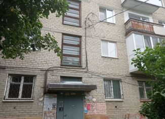 Продам 3-комнатную квартиру, 54.4 м2, Среднеуральск, улица Кирова, 17А