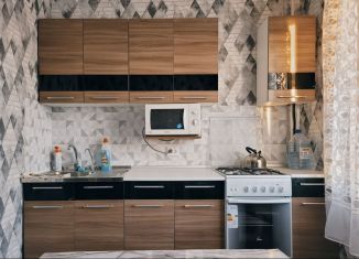 Сдаю в аренду 1-ком. квартиру, 39.5 м2, Кингисепп, Крикковское шоссе