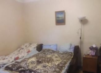 Продаю 1-комнатную квартиру, 28 м2, Крым, улица Володарского, 50