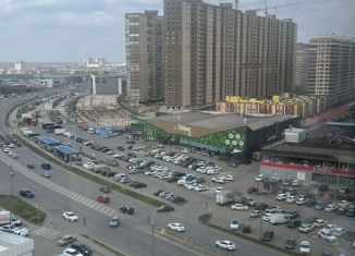 Сдам в аренду 1-ком. квартиру, 45 м2, Краснодар, улица Евгении Жигуленко, 3, Музыкальный микрорайон