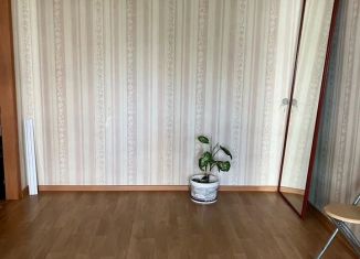 Продается 2-комнатная квартира, 45 м2, Тюмень, улица Володарского, 34