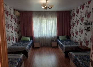 Сдам в аренду дом, 215 м2, Тихорецк, улица Сакко, 12